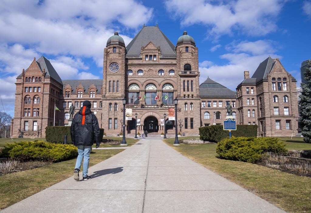 Ontario Progressive Conservative Vincent Ke resigns from caucus, sits as Independent