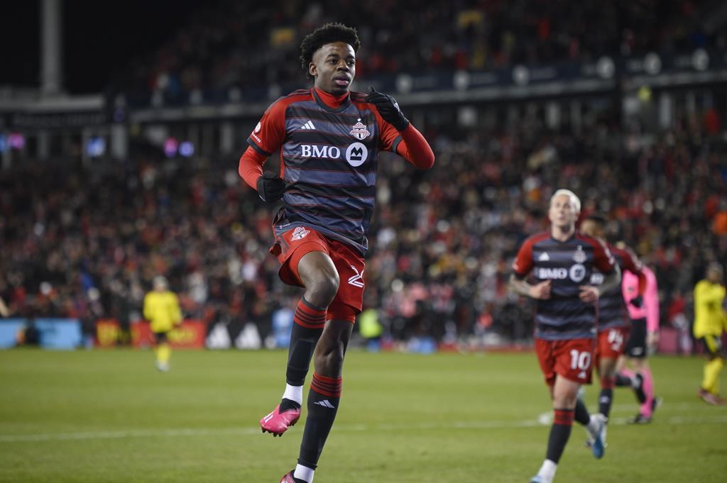 Columbus rallies to tie Toronto 1-1 with late goal in TFC home opener