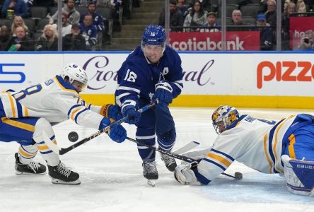 ‘You’ve got to play with intelligence’: Tuch, Sabres battle back to down Leafs 4-3