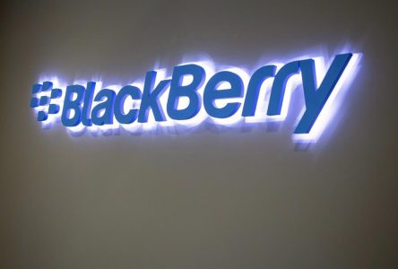 BlackBerry strikes new deal to sell portfolio of non-core patents