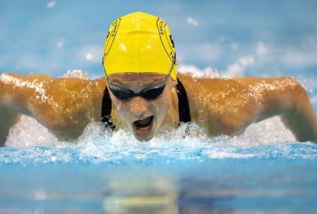 McIntosh breaks world junior, national records in 200-metre butterfly at swim trials