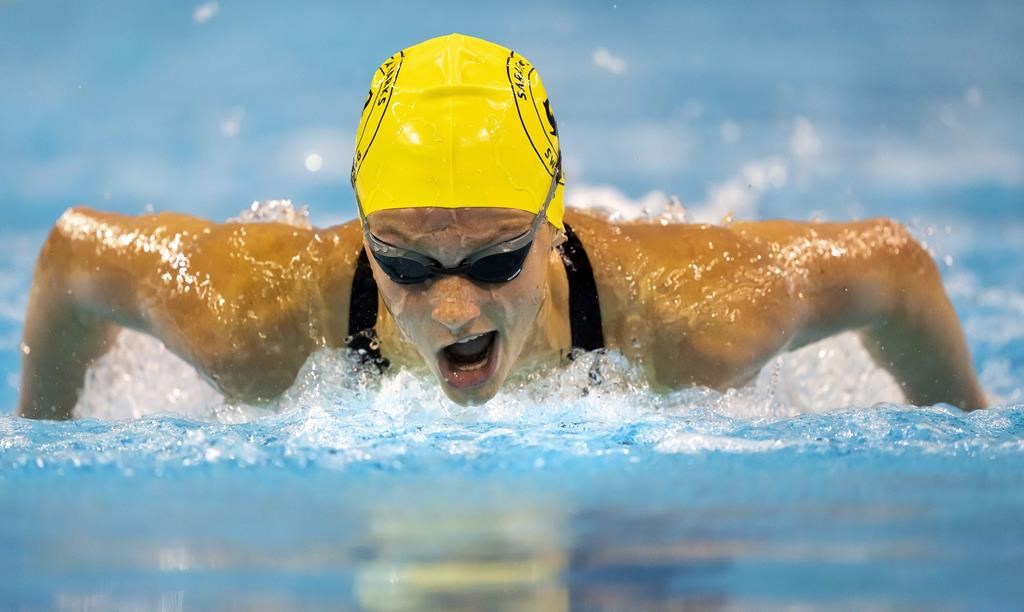 McIntosh breaks world junior, national records in 200-metre butterfly at swim trials