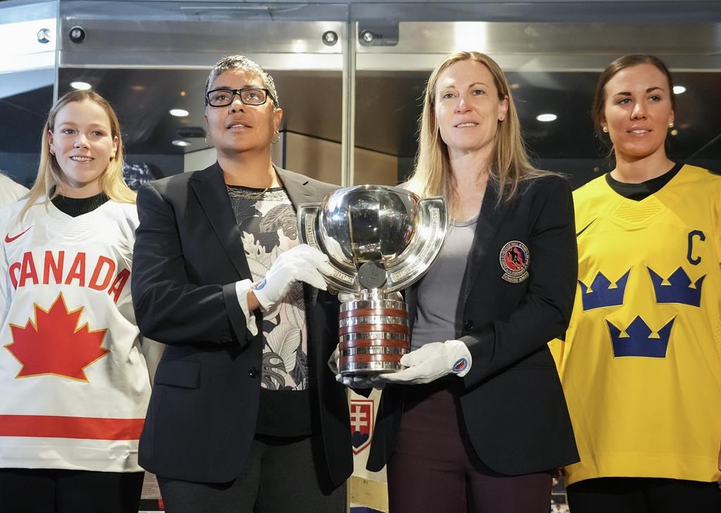 Hockey Hall of Fame debuts exhibit on history of women’s game