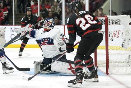 Canada downs U.S. 4-3 in dramatic shootout at women’s worlds; quarterfinals up next