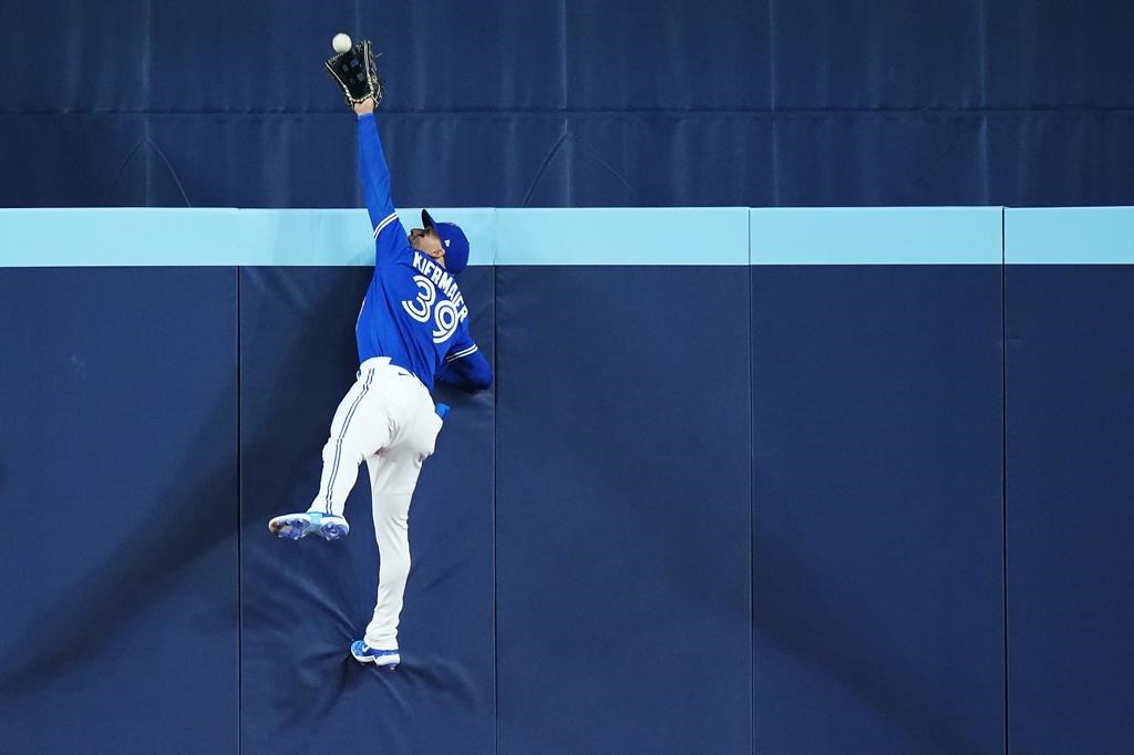 Kiermaier, Springer lift Blue Jays over Tigers 9-3 in Toronto’s home opener