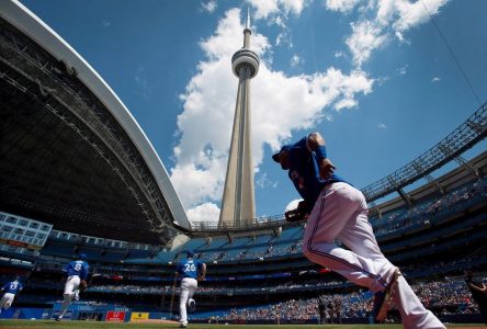 Rogers Centre roof open for Jays-Tigers game; earliest opening in franchise history