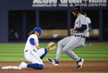 Springer drives in winning run in 10th inning as Jays beat Tigers 4-3