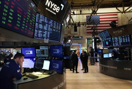 S&P/TSX composite ekes out small Friday gain, U.S. markets down