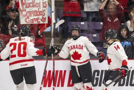 Canada tops Switzerland to meet U.S. in gold-medal final of women’s world hockey