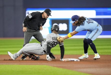 Bichette’s homer, two RBI singles help Blue Jays complete sweep of White Sox