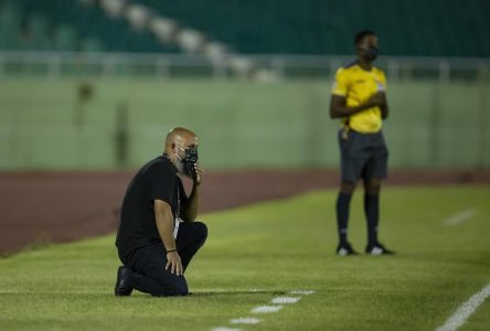 Forge FC rewards coach Bobby Smyrniotis with new contract and expanded role