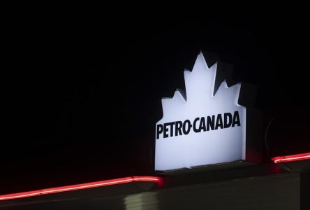 Canadian Tire, Petro-Canada to partner up on gas stations and rewards programs