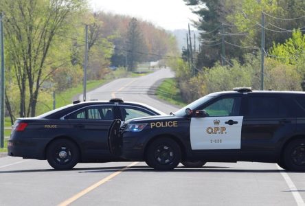 Investigators comb through Ontario village a day after OPP officer dies in shooting