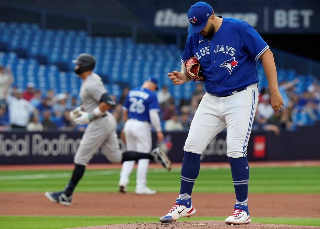 Jays starter Manoah walks a career-high seven batters in 7-4 loss to Yankees