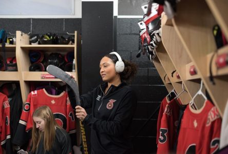 Toronto Six re-sign all-star defender Saroya Tinker to one-year contract