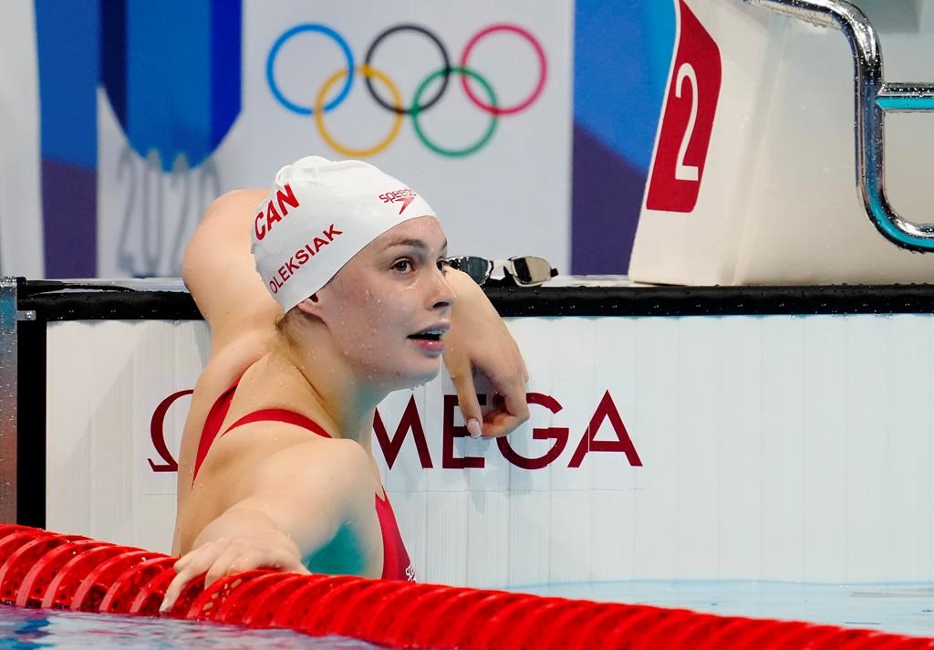 Penny Oleksiak withdraws from world swimming championship with injury