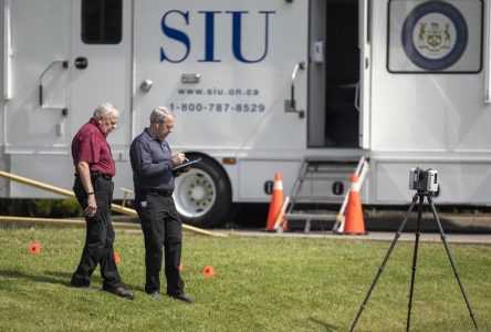 SIU launches probe after man shoots himself in Tay Township parking lot