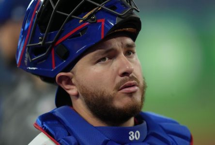 Blue Jays catcher Alejandro Kirk placed on 10-day injured list with hand laceration