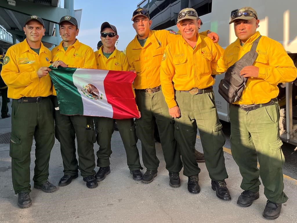 More than 100 Mexican firefighters deployed to help battle wildfires in Ontario