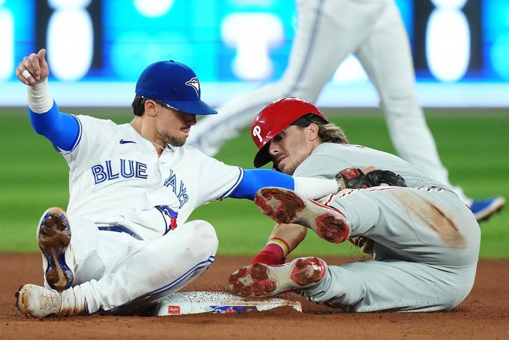 Biggio’s plunk lifts Blue Jays over Phillies 2-1; Romano earns 29th save in return