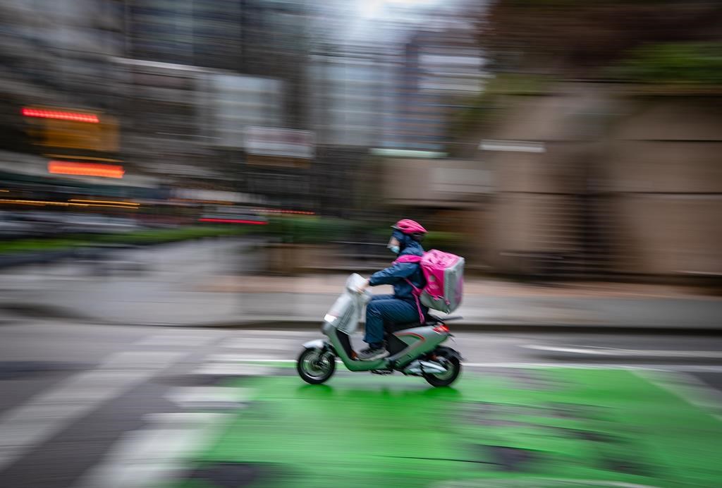 Metrolinx says e-bike batteries that don’t meet standards won’t be allowed on trains