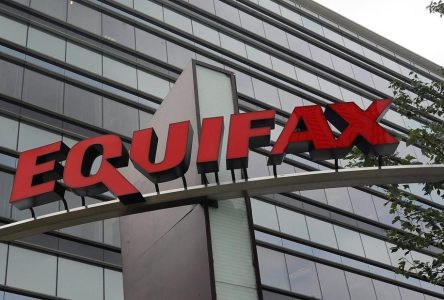 Equifax Canada exploring use of payday loan data in credit score calculation