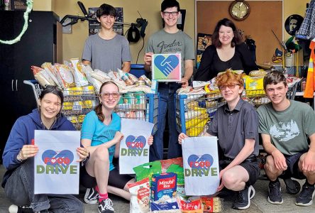 SJSS Students Pasta it Forward with Food Drive