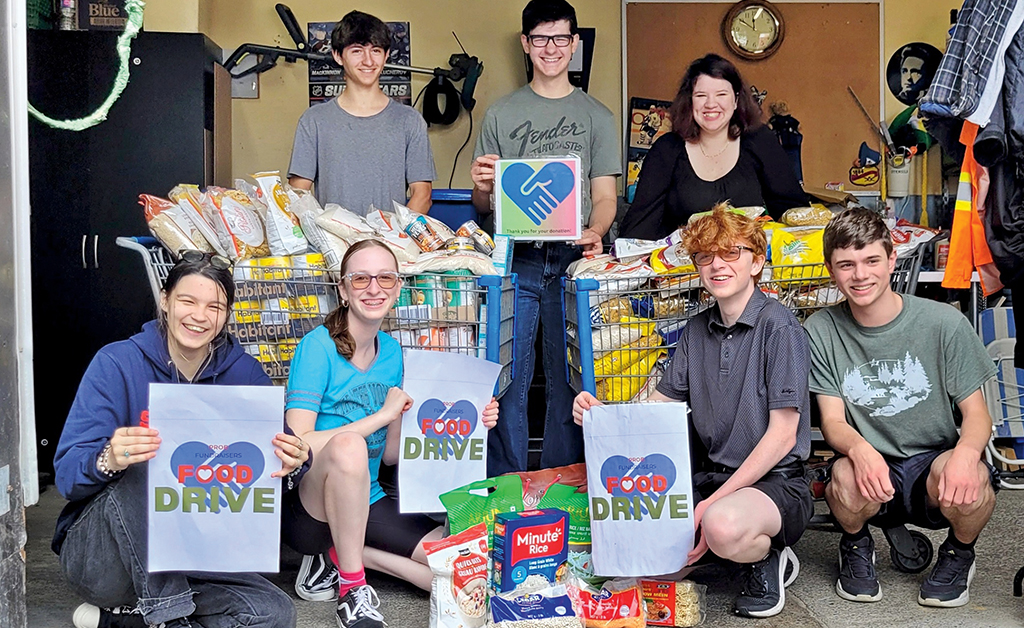 SJSS Students Pasta it Forward with Food Drive