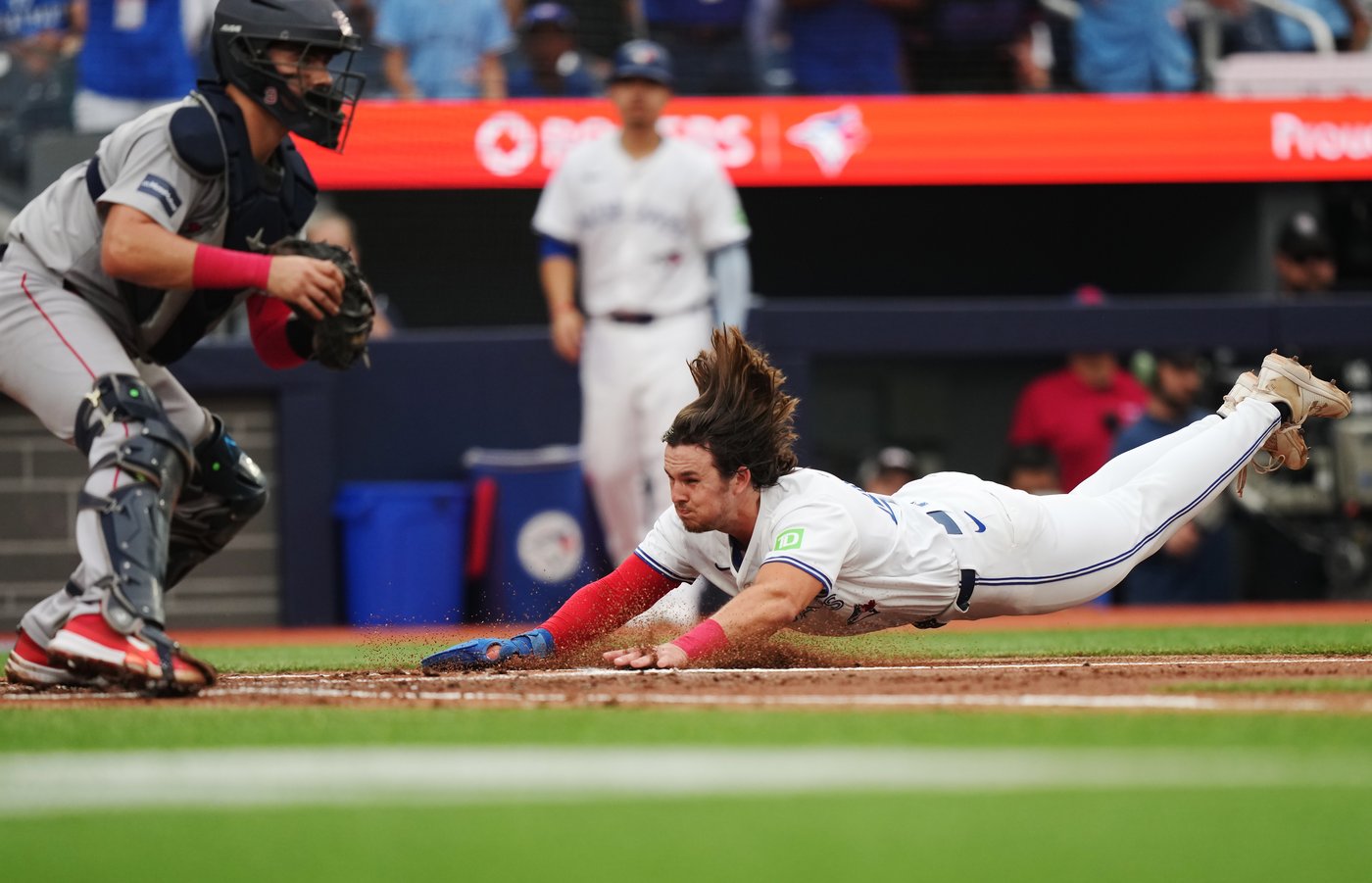 O’Neill homers again, Red Sox come back to edge the Blue Jays 4-3