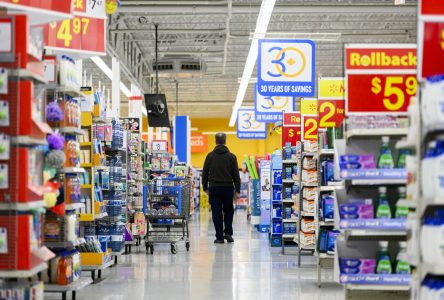 No music, dimmed lights help shoppers during sensory-friendly hours at retailers