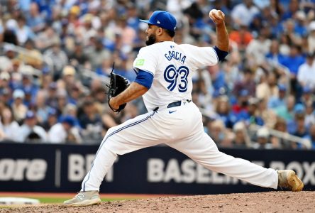 Blue Jays trade reliever Yimi Garcia to Mariners for two prospects