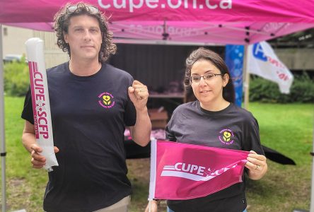 CUPE Holds ‘Support Our Care’ Day of Action in Cornwall