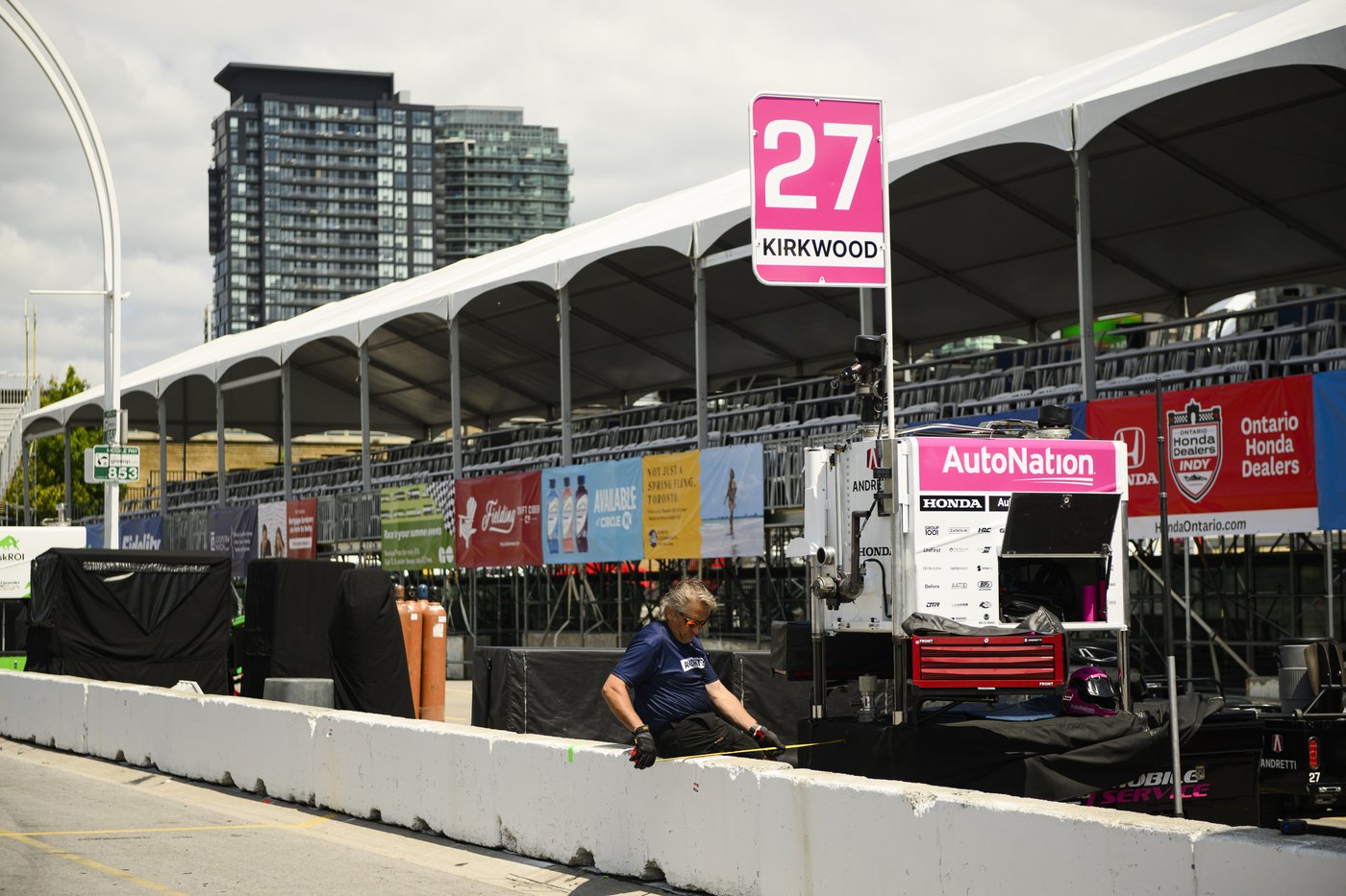 Lundgaard set to defend Honda Indy title as drivers hit track with new hybrid tech