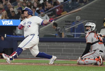 Kirk’s three-run homer powers Toronto Blue Jays to 5-2 win over Baltimore Orioles