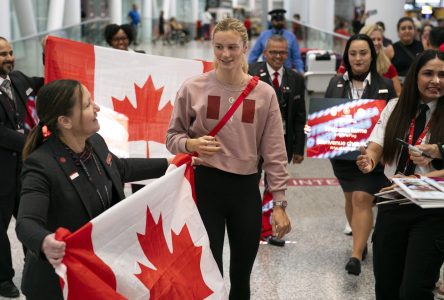 Summer McIntosh says she would return to Paris to be flag bearer at closing ceremony