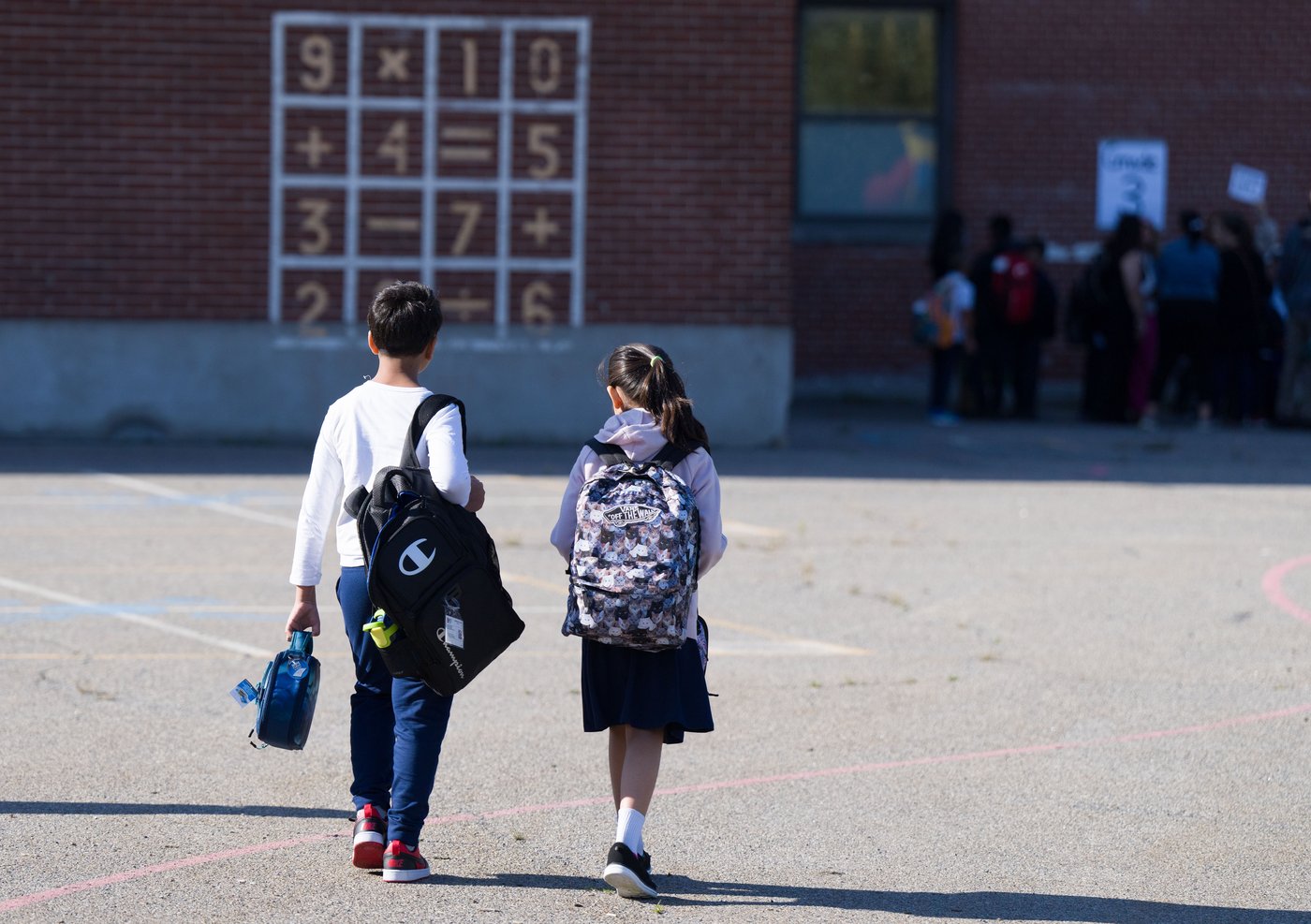 Anxious child or teen going back to school? Here’s what mental health experts say