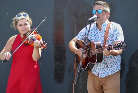 Hadrian’s Wall Duo Rocks Pitt Street Beer Garden