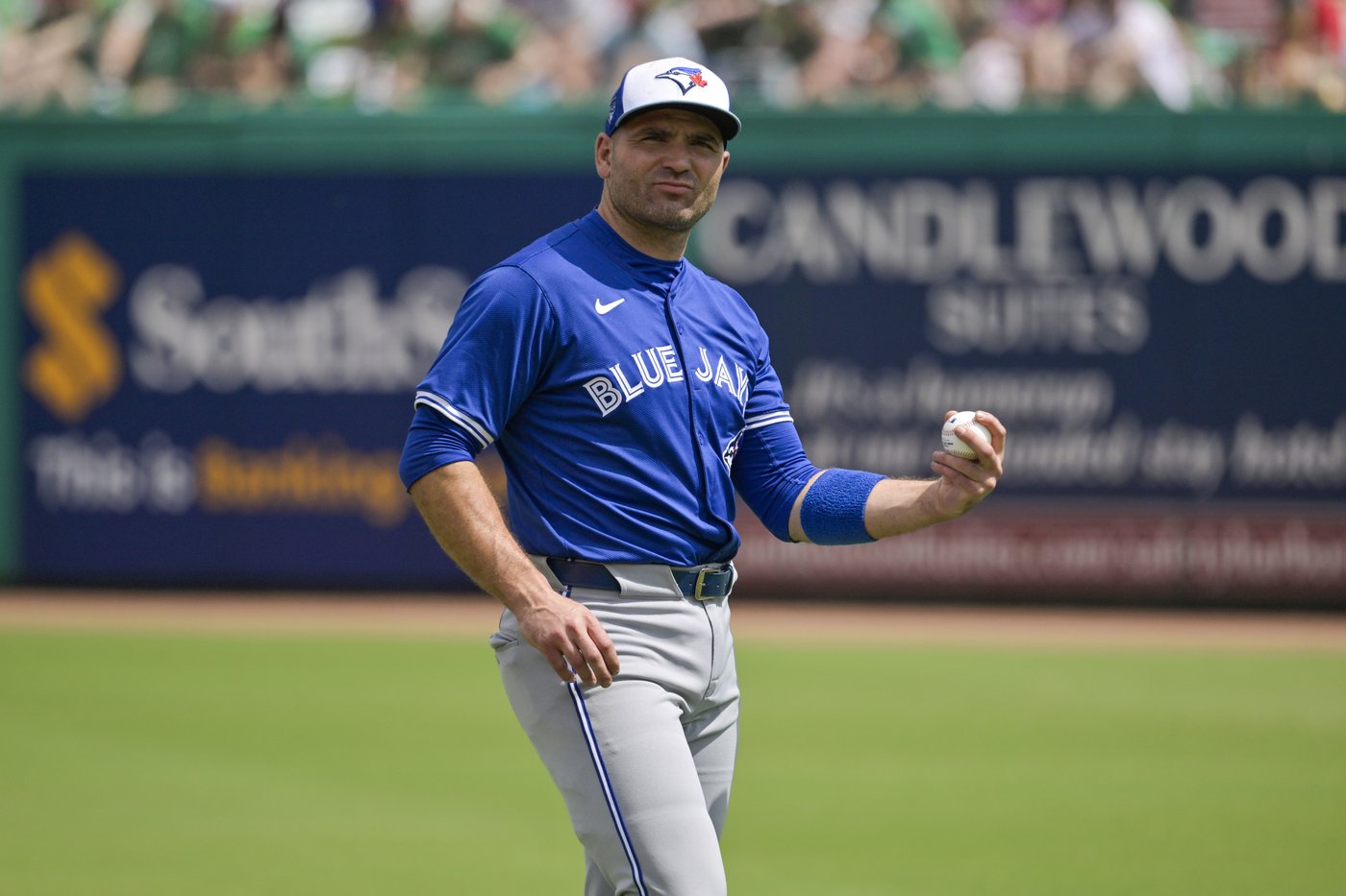 Canadian baseball star Joey Votto announces retirement after 17 MLB seasons