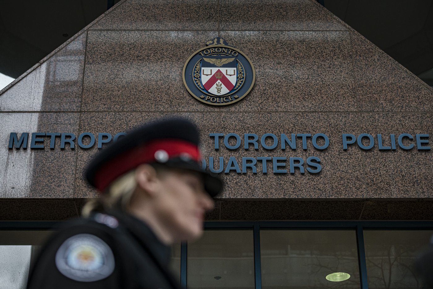 Police urge suspect in deaths of two Toronto women to surrender