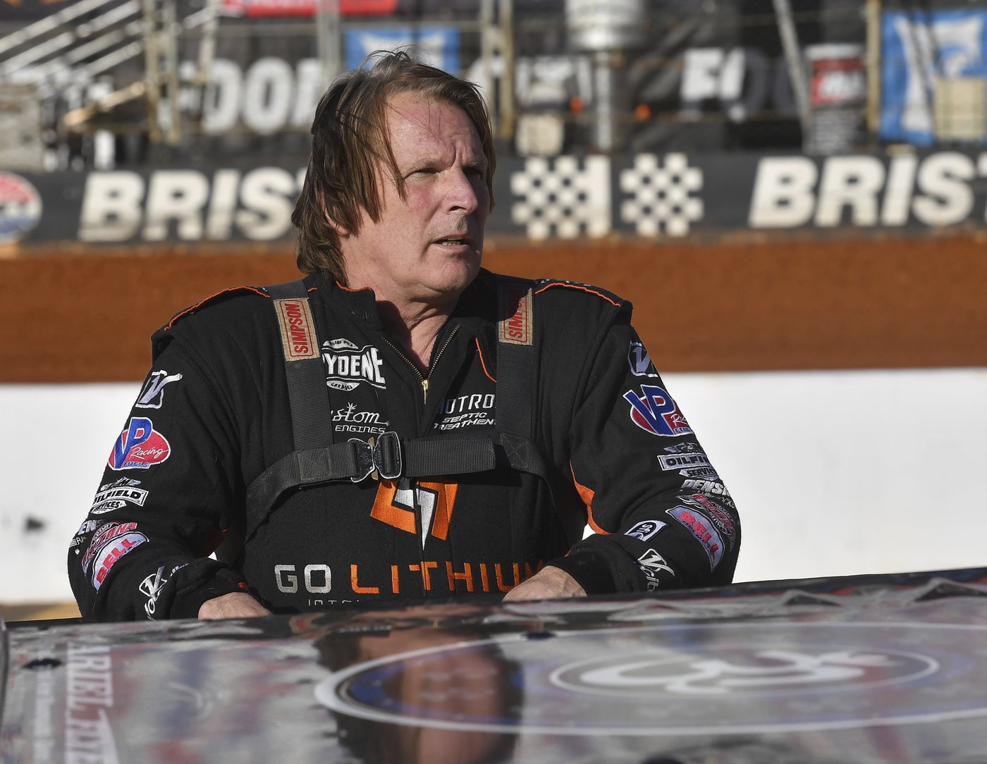 Dirt track racer Scott Bloomquist, known for winning and swagger, dies in plane crash