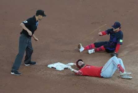 Ninth-inning homers from Loperfido, Barger lift Blue Jays over Angels 5-4