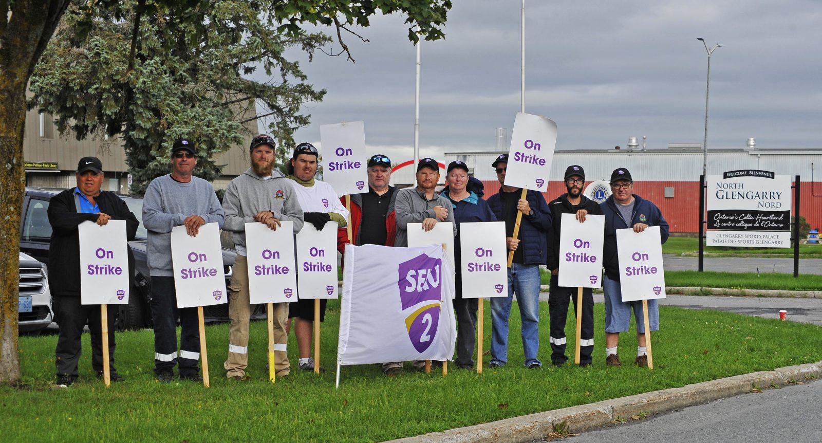 North Glengarry arena and parks staff strike enters second week