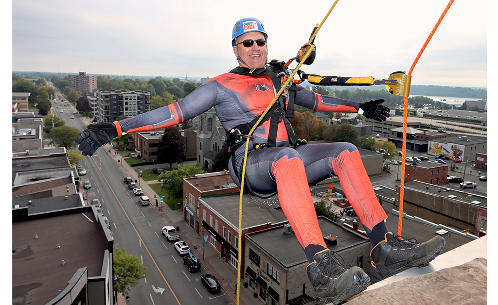 Thrill-Seekers Rappel to Raise Funds for United Way