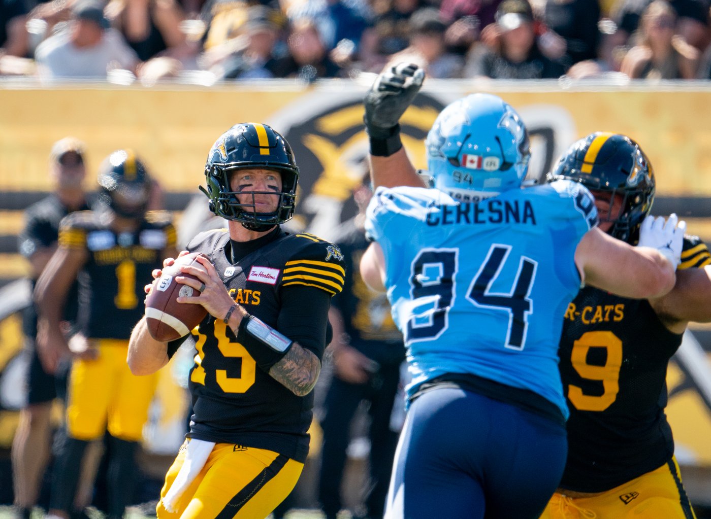 Bo Levi Mitchell leads Ticats to 31-28 Labour Day win over Argonauts