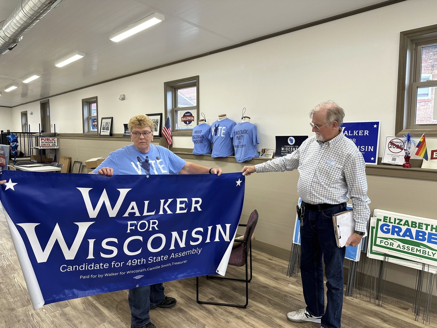 Scott Walker’s campaign baffles Wisconsin voters who mistake him for more famous namesake