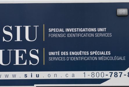 Man dead after fall from balcony as police carry out Toronto search: SIU