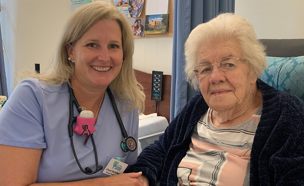 Dundas Manor’s Nurse Practitioner Makes Connections