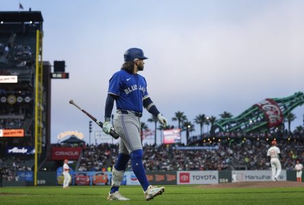 Injury-plagued season continues for Jays’ Bichette, now out with fractured finger