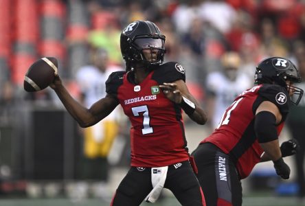 Ottawa Redblacks sign American quarterback Tyrie Adams to contract extension