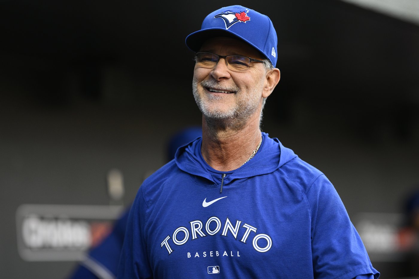 Blue Jays move Mattingly out of offensive coordinator role and back to full-time bench coach